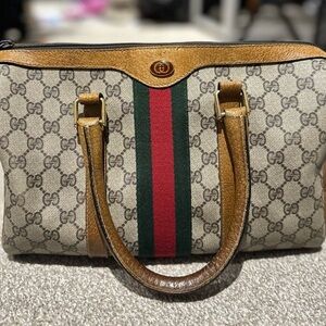 Authentic Vintage Gucci Gucci GG Supreme web Bag